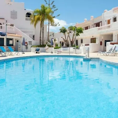 Ocean Dreams Suite Los Cristianos Hill Heated Pool Exterior photo
